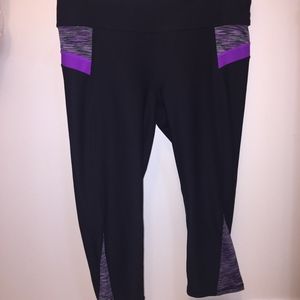 Xersion Capri Length Leggings